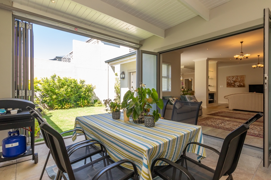 3 Bedroom Property for Sale in Claremont Upper Western Cape